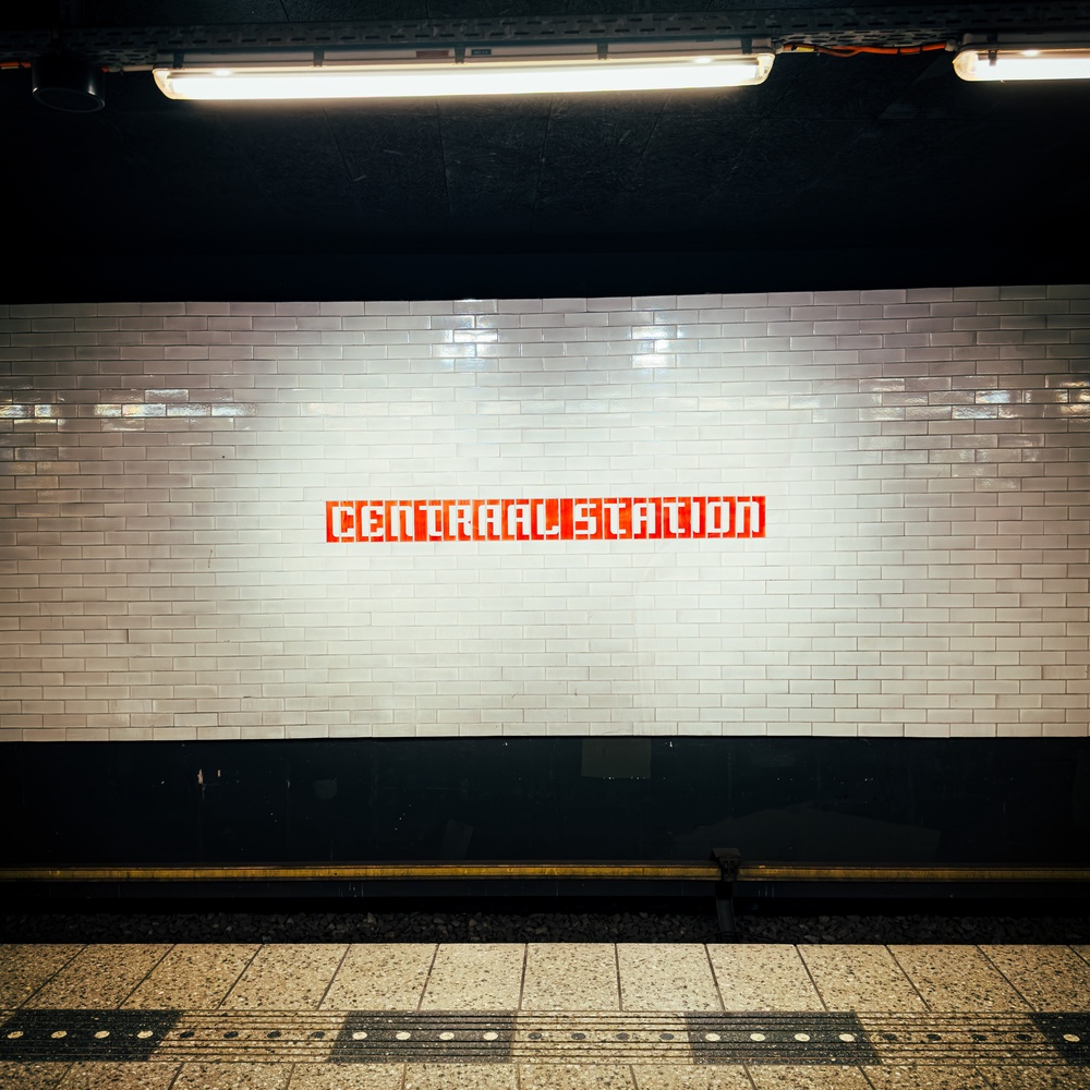 I appreciated this typography, and the tiles.