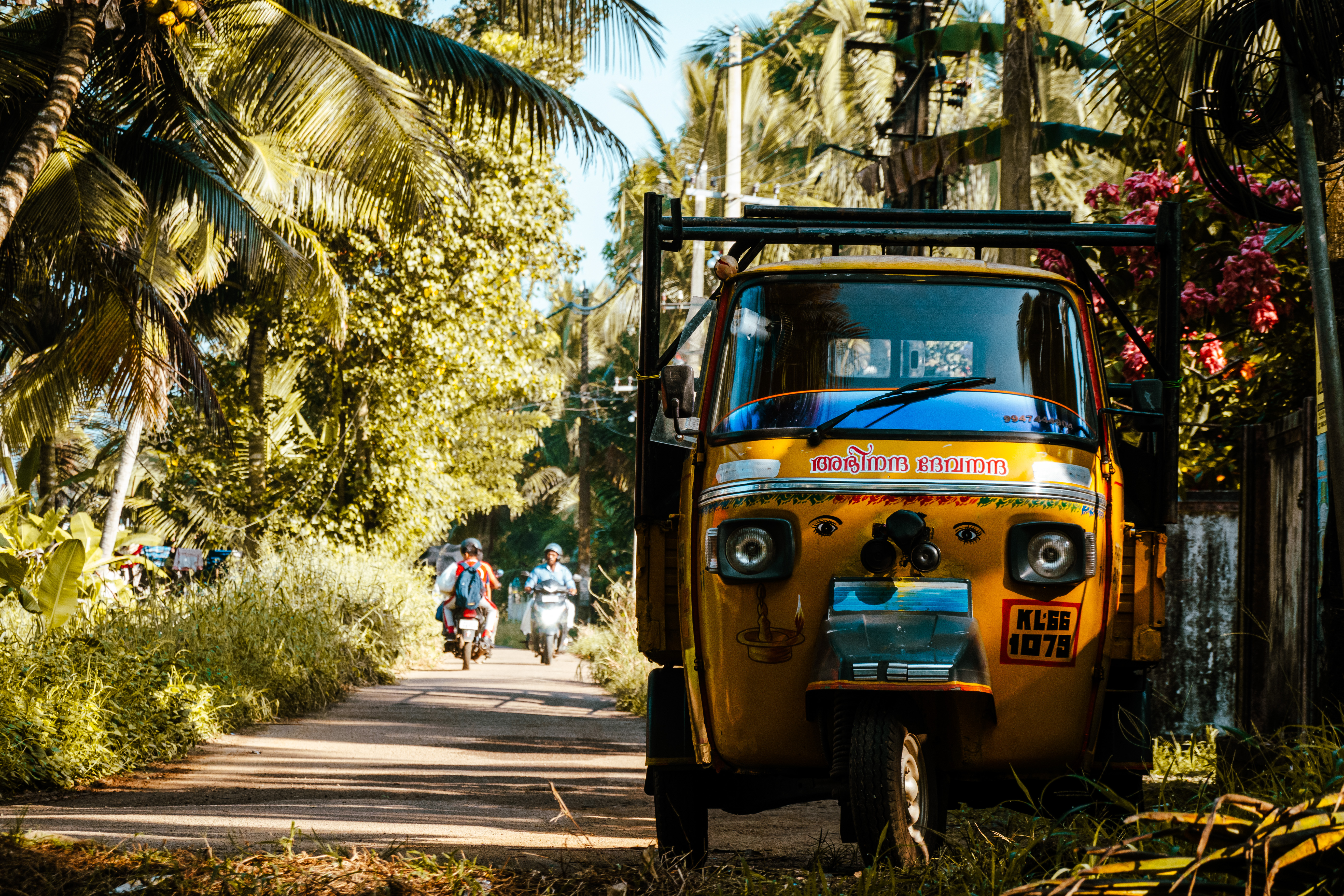 The tuk tuks have eyes!