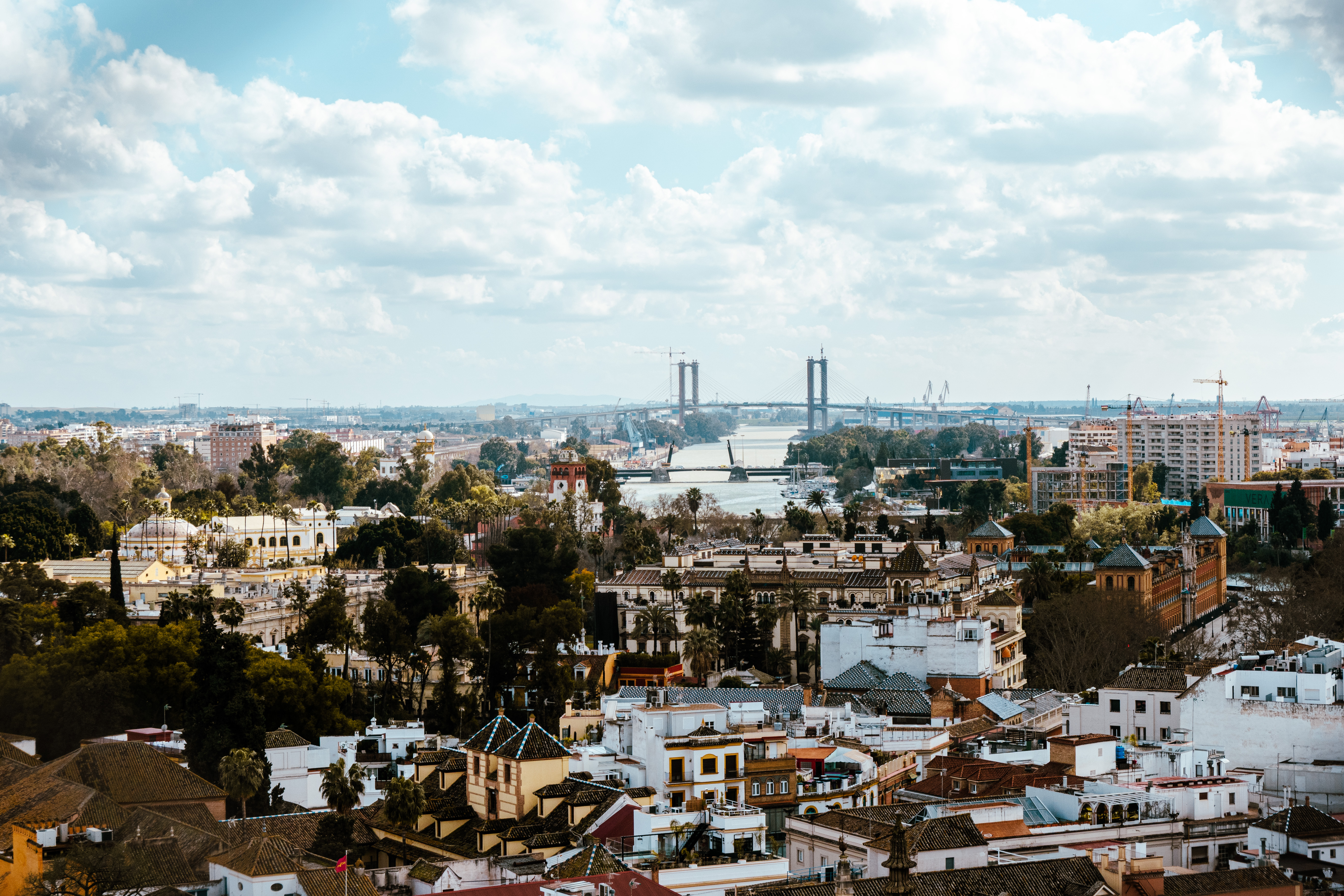 A view down to Puente de las Delicias and Puente del Centenario