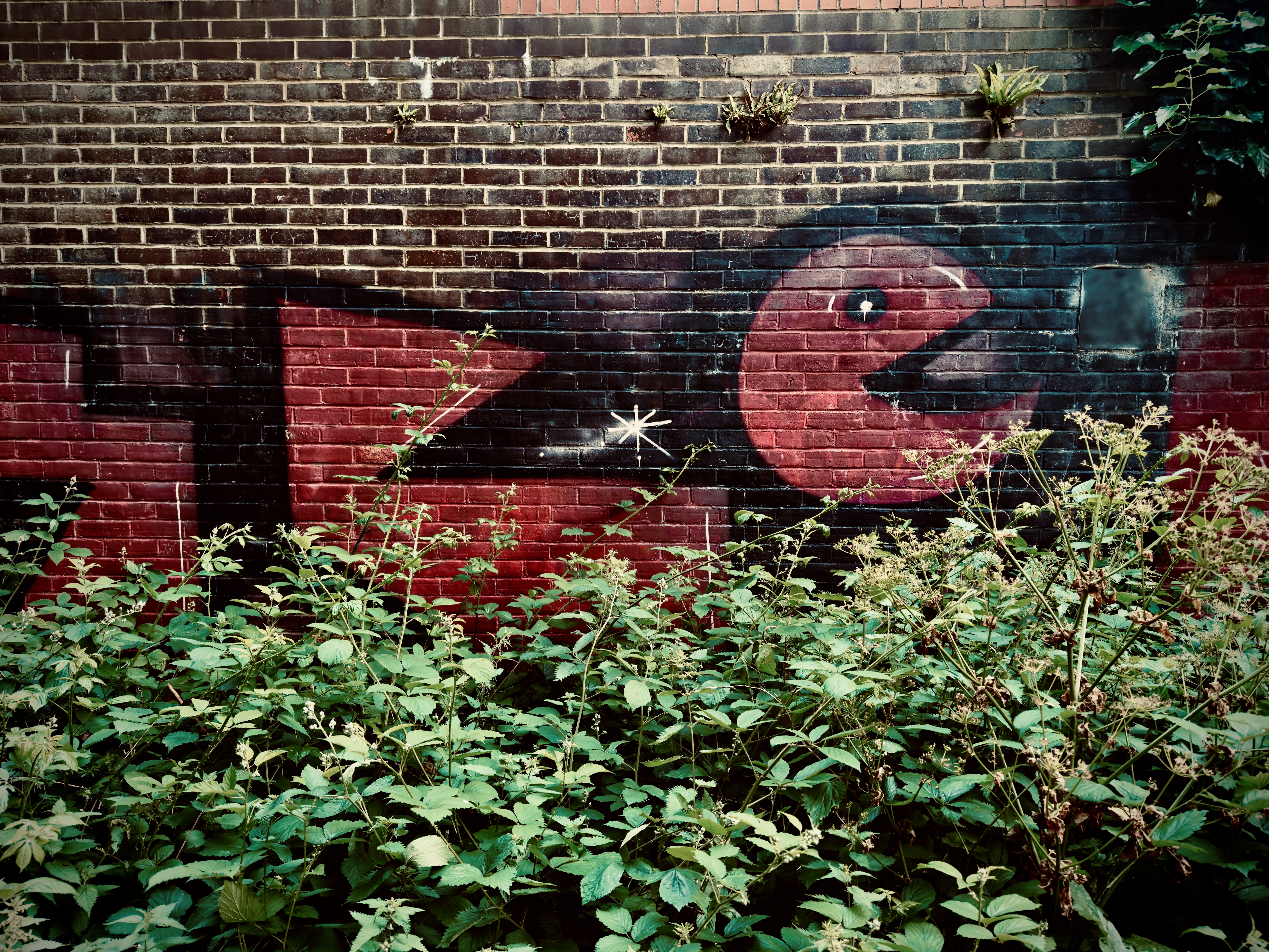 Red, green and pacman.